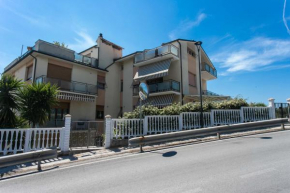 N165 - Numana, nuovo quadrilocale con terrazzo